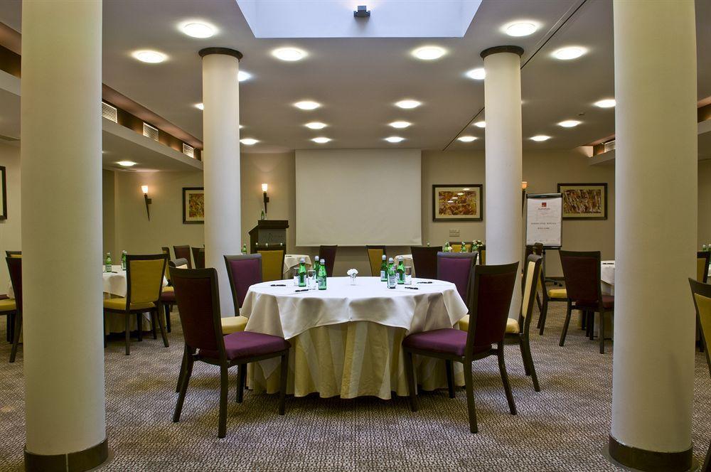 Mamaison Le Regina Boutique Hotel 5*